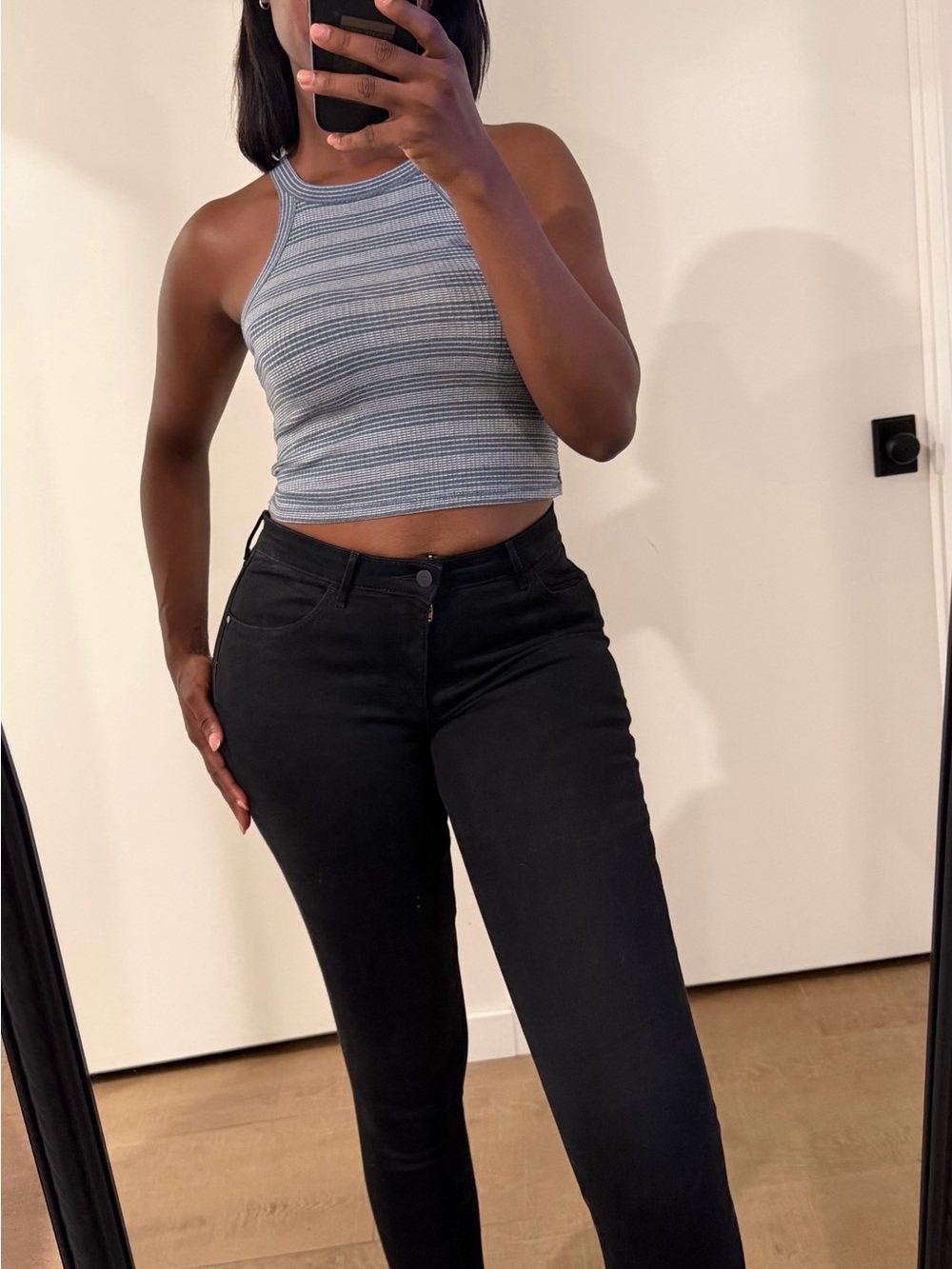 Wrangler Black Skinny Jeans for Women - Sleek Slim Fit